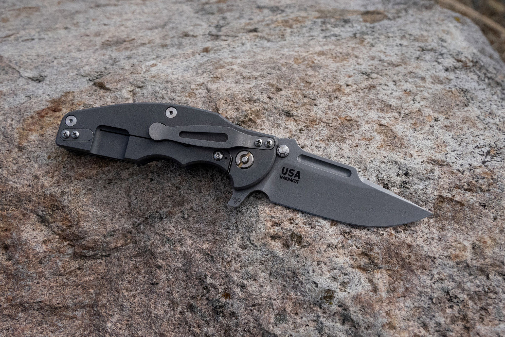 What Is a Bowie Knife? The Bowie Grind, History, and Modern Uses